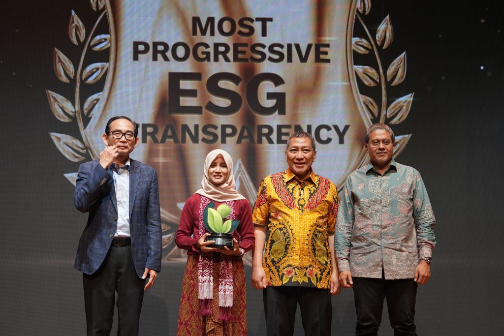 WIKA Beton Raih Penghargaan ESG Leadership Award 2025